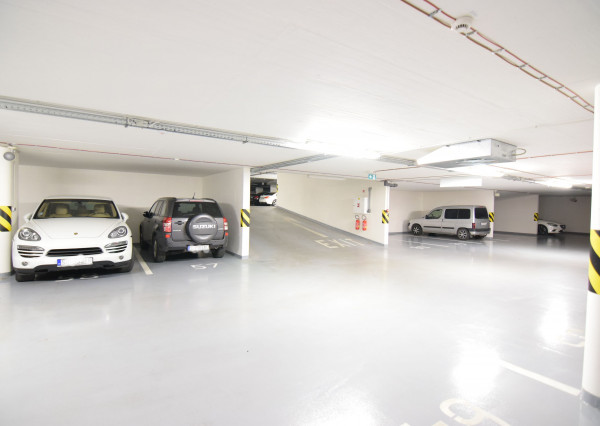 Dvojité Parkovacie miesto v podzemnej garáži, Centrum, Rezidencia pri Radnici