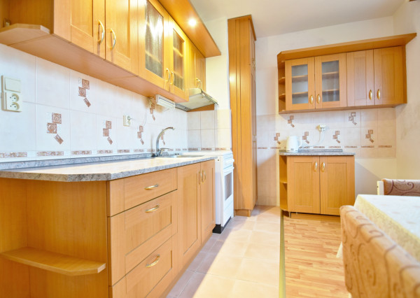 • REZERVOVANÉ • Priestranný 3 izb. byt, 70 m2, sídl. Pod Papierňou